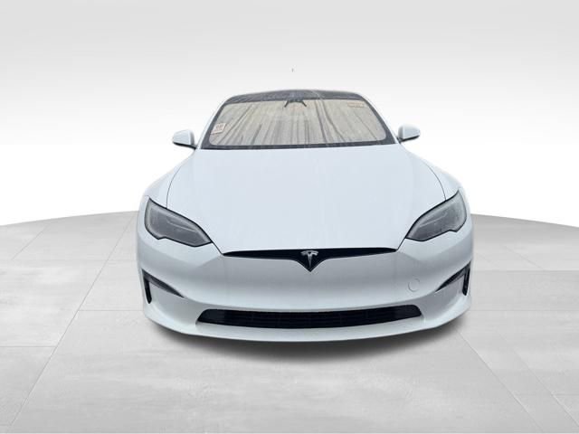 Used 2023 Tesla Model S Standard Range image 2