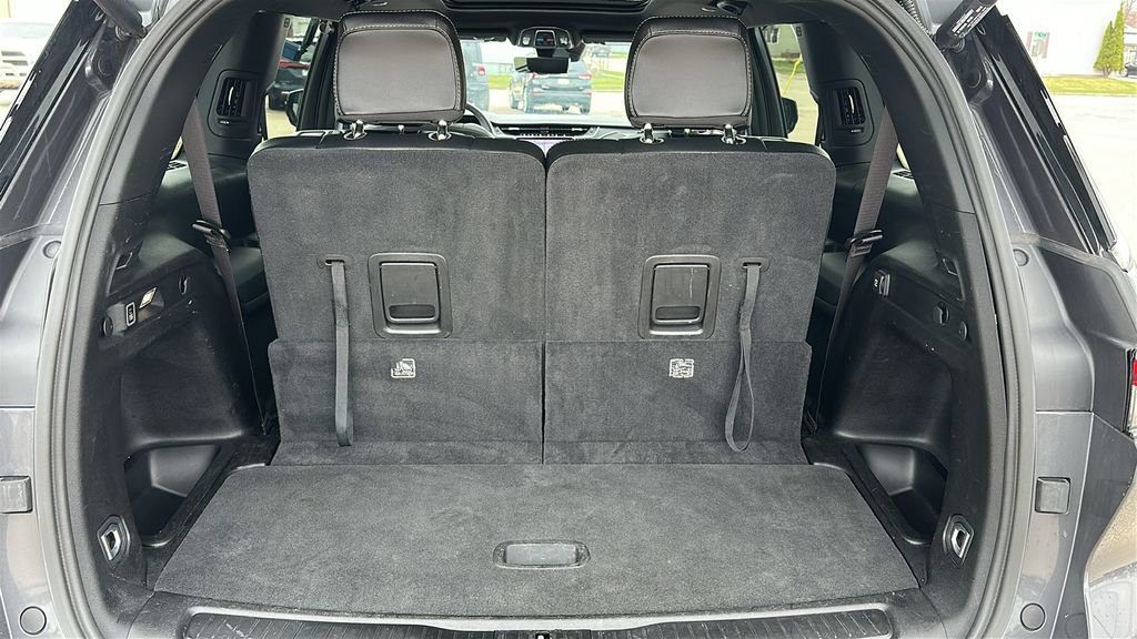 Used 2024 Jeep Grand Cherokee L Limited w/ Luxury Tech Group II image 27