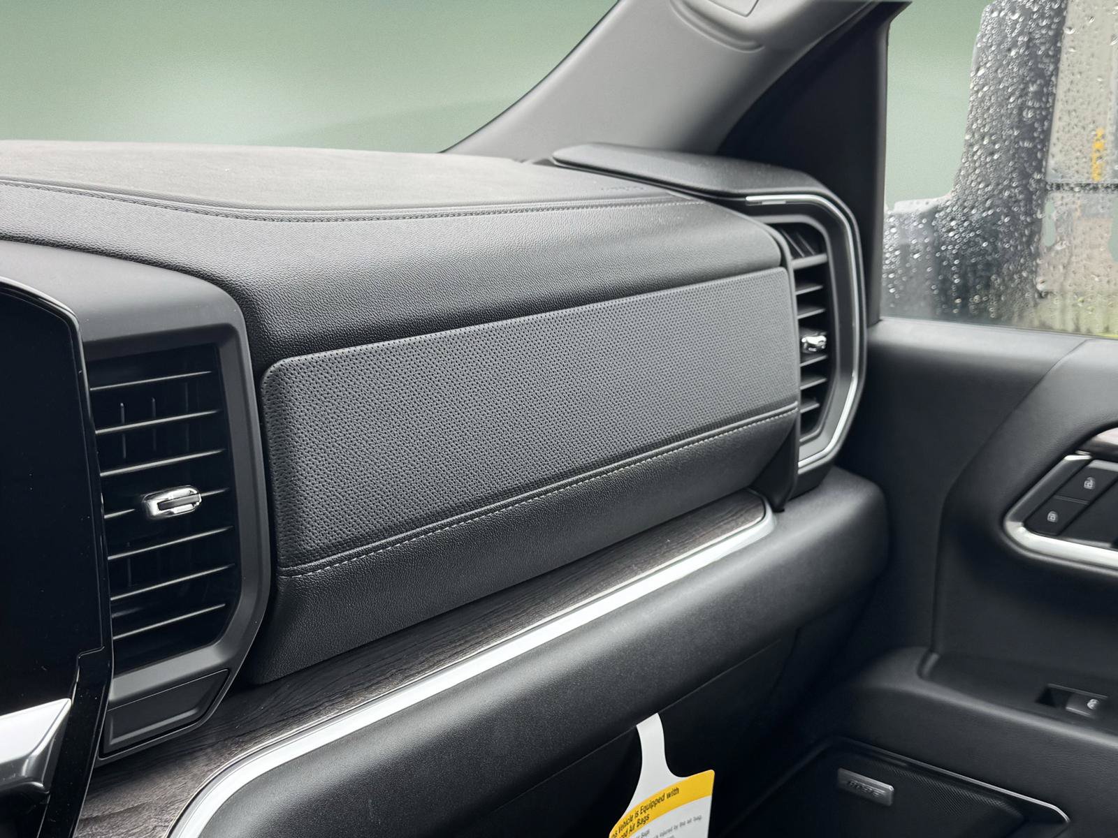 New 2025 Chevrolet Silverado 2500 LTZ w/ LTZ Premium Package AWD/4WD image 17
