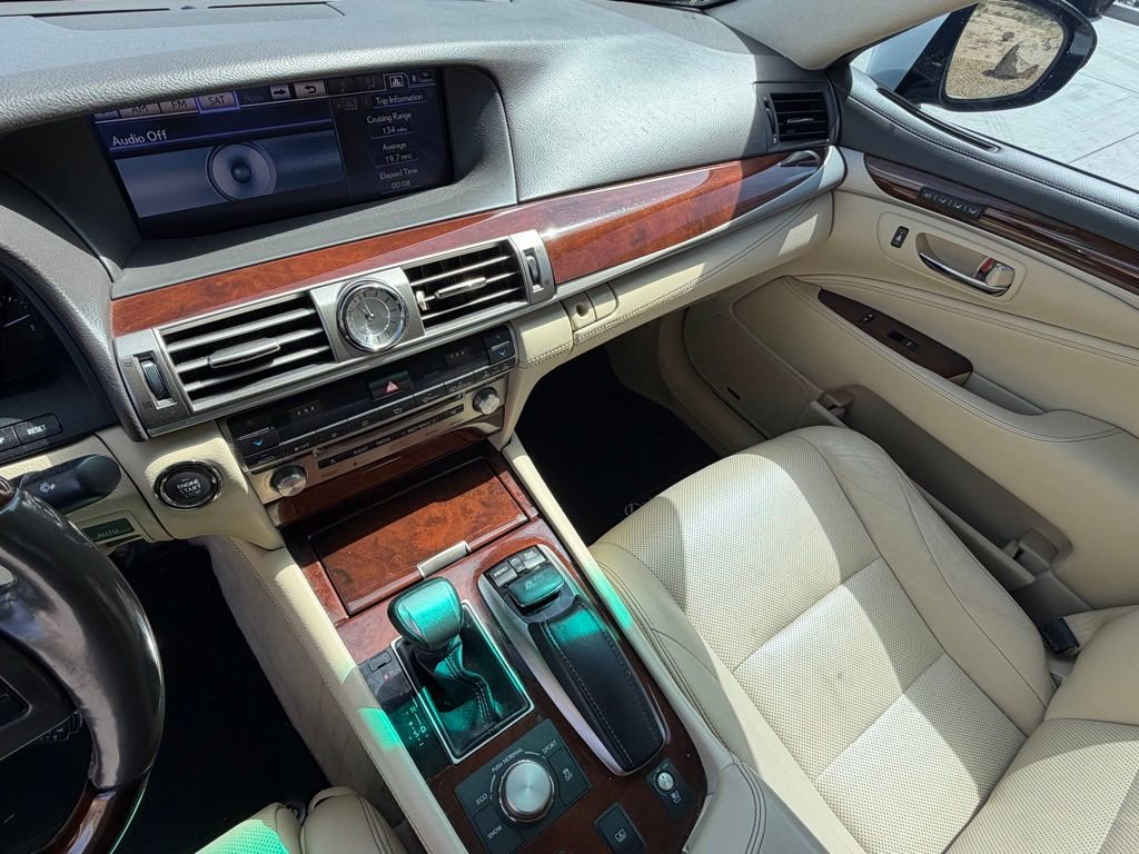 Used 2014 Lexus LS 460 w/ Comfort Package image 18
