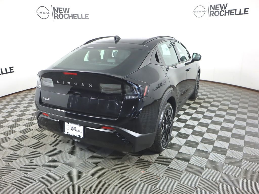 New 2026 Nissan Leaf Platinum+ w/ Floor Mat Package (Platinum+) FWD image 5