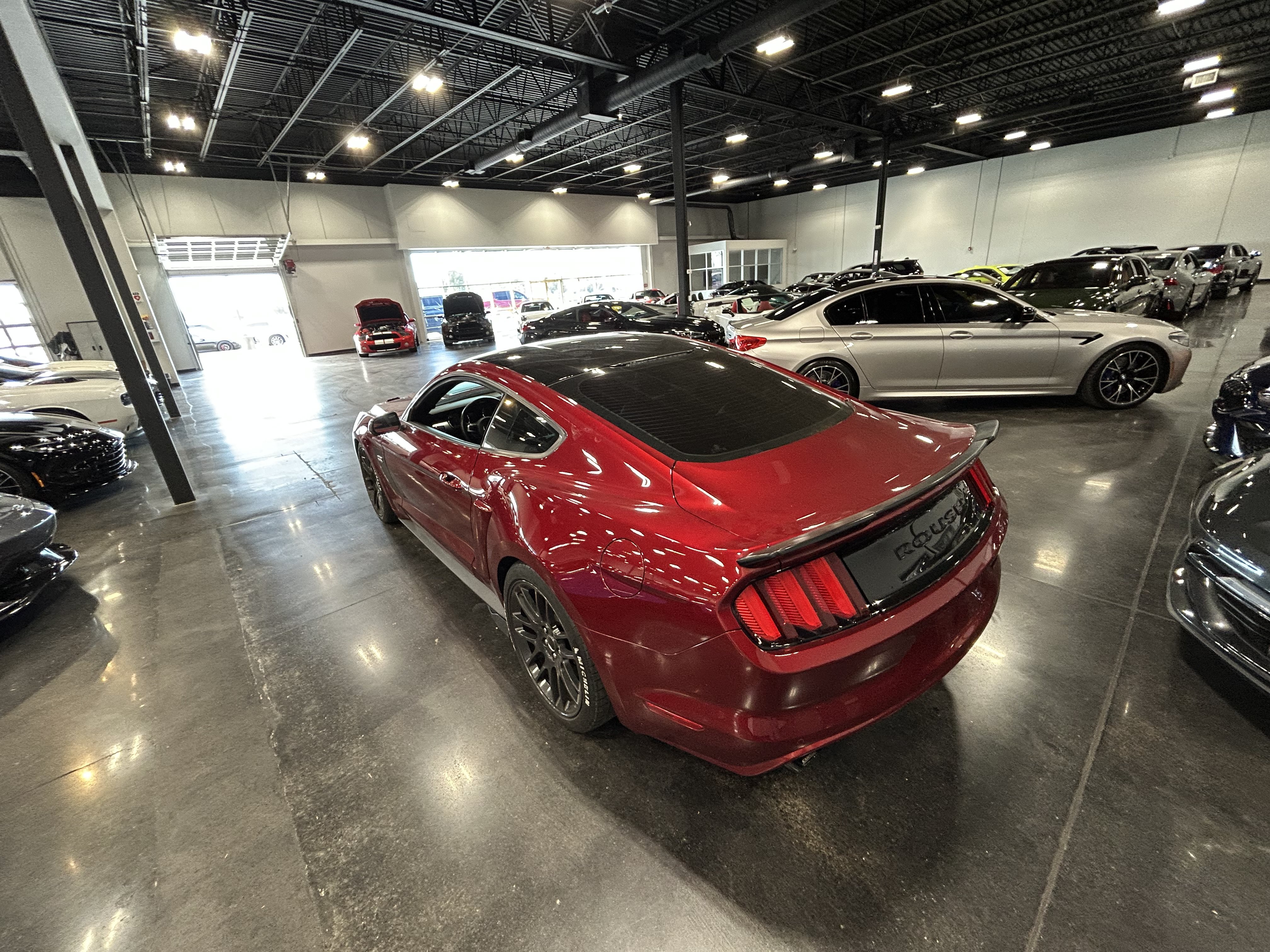 Used 2017 Ford Mustang GT w/ GT Performance Package RWD image 4