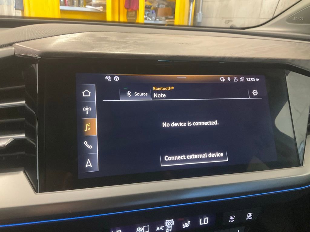 Used 2022 Audi Q4 e-tron Prestige AWD/4WD image 21