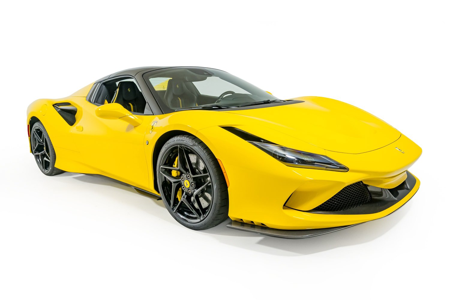 Used 2022 Ferrari F8 Tributo RWD image 11