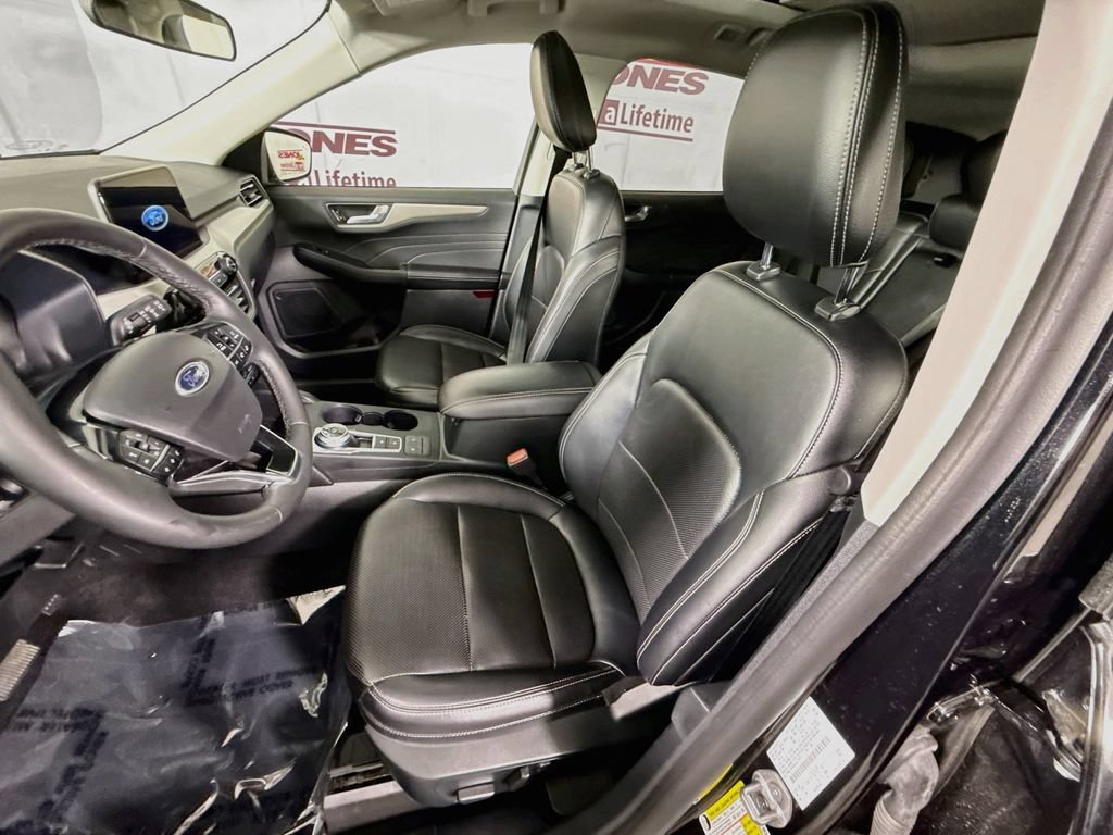 Used 2022 Ford Escape SEL w/ Technology Package AWD/4WD image 26
