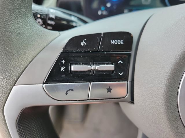 Used 2024 Hyundai Elantra SEL image 27