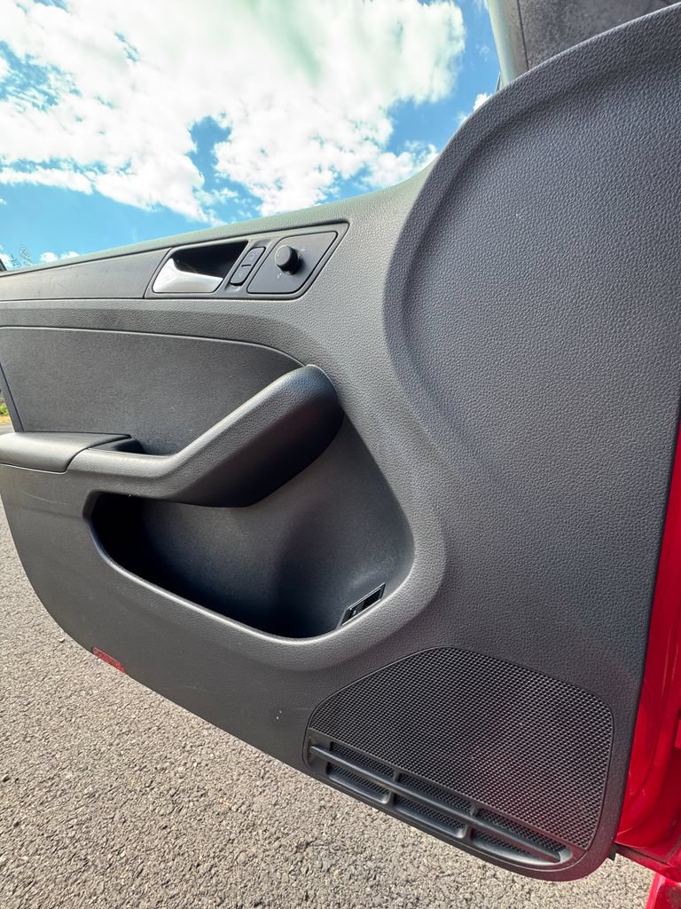 Used 2014 Volkswagen Jetta S FWD image 11