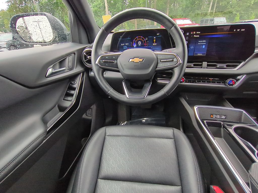 Used 2025 Chevrolet Equinox LT w/ Convenience Package II AWD/4WD image 14