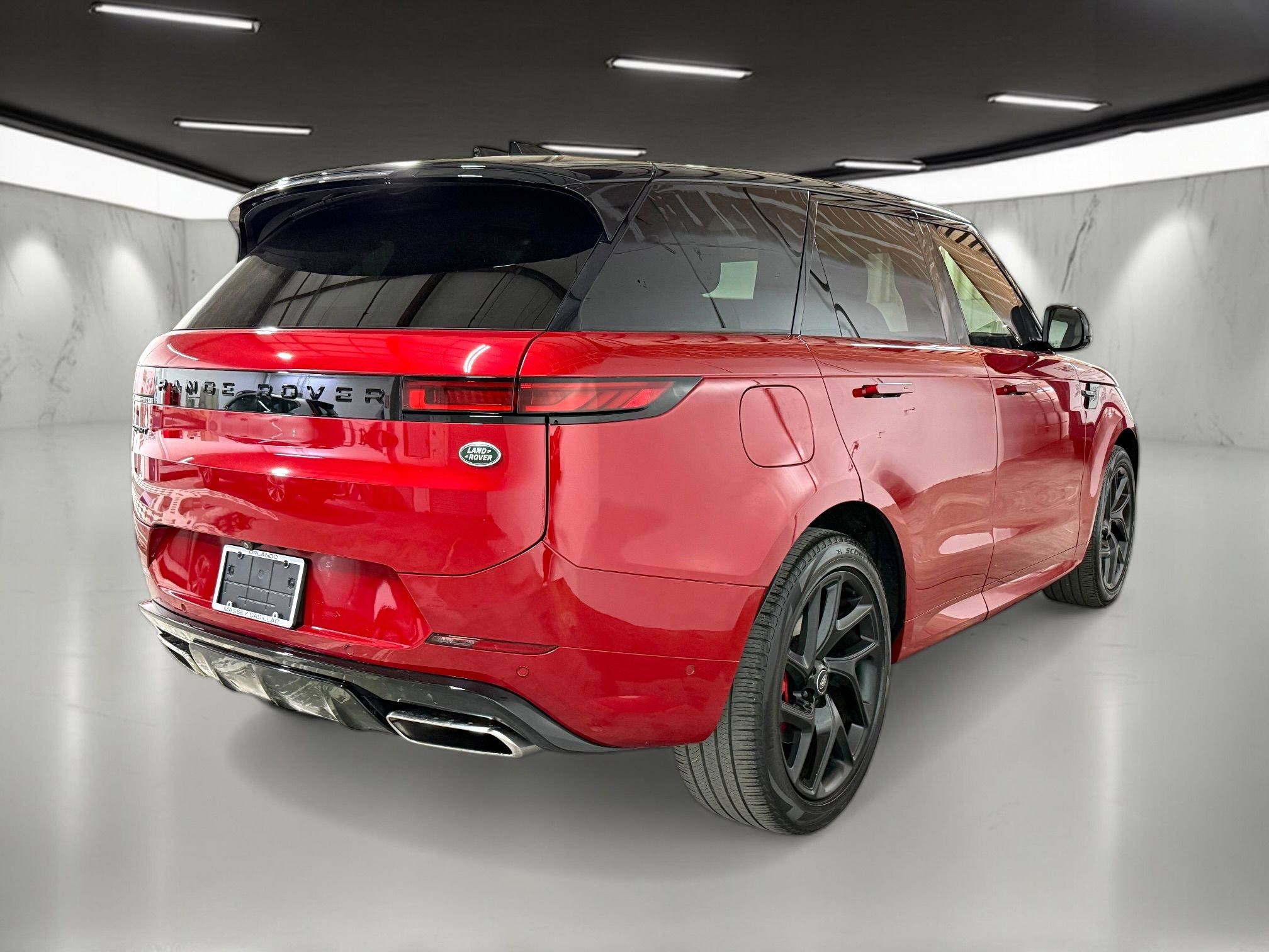 Used 2023 Land Rover Range Rover Sport SE Dynamic image 8