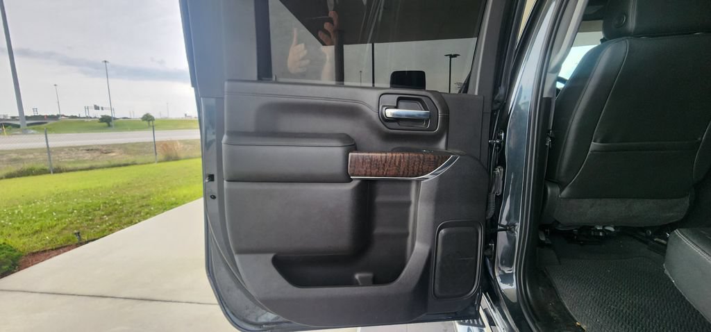 Used 2023 GMC Sierra 2500 Denali w/ Denali Ultimate Package AWD/4WD image 19