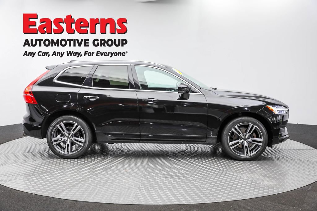 Used 2019 Volvo XC60 T5 Momentum w/ Multimedia Package image 4