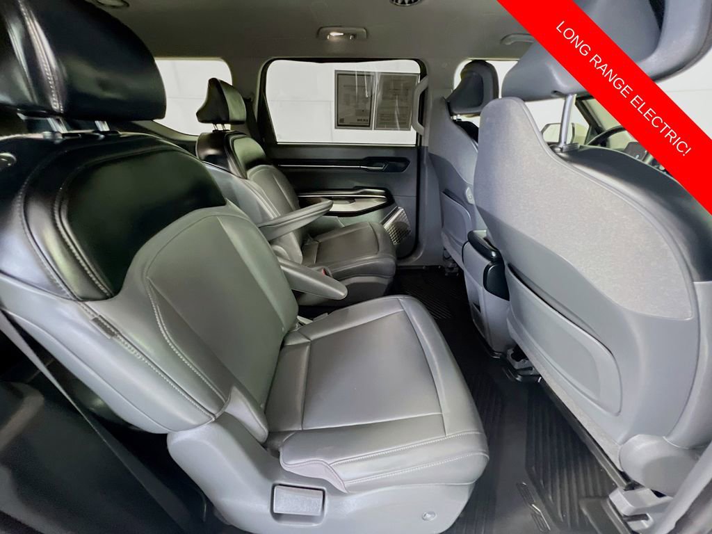 Used 2024 Kia EV9 Light Long Range RWD image 29