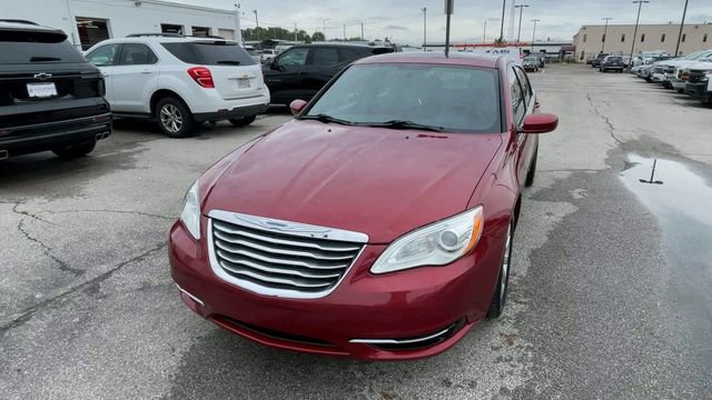 Used 2012 Chrysler 200 Touring w/ Sun/Sound Group FWD image 5