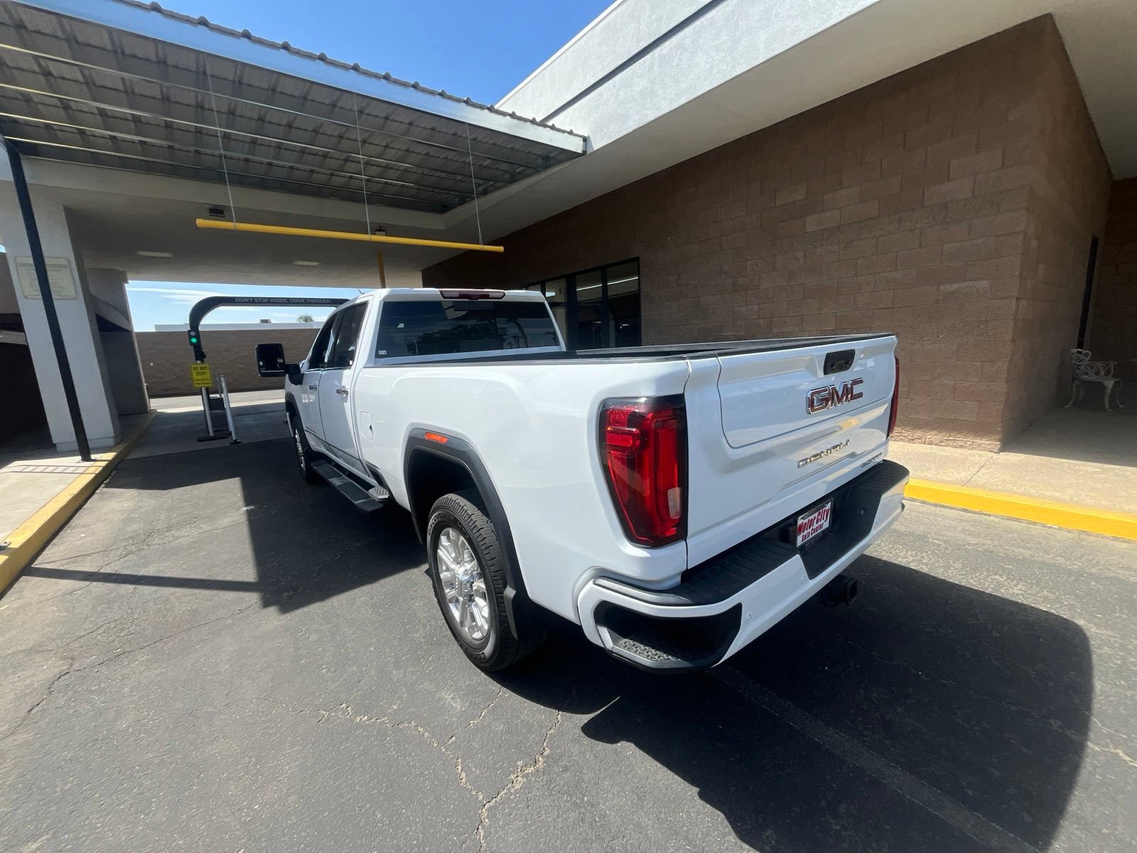 Certified 2020 GMC Sierra 2500 Denali w/ Denali Ultimate Package AWD/4WD image 6