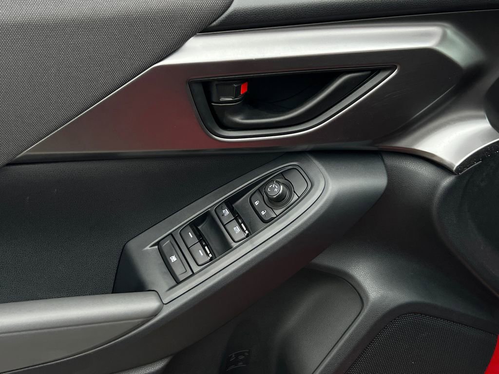 Certified 2025 Subaru Impreza 2.0i image 18