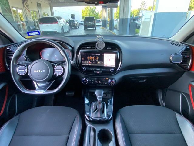 Used 2023 Kia Soul GT-Line image 17