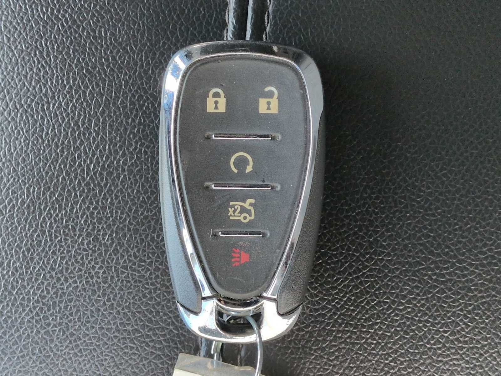 Used 2023 Chevrolet Malibu LT FWD image 32