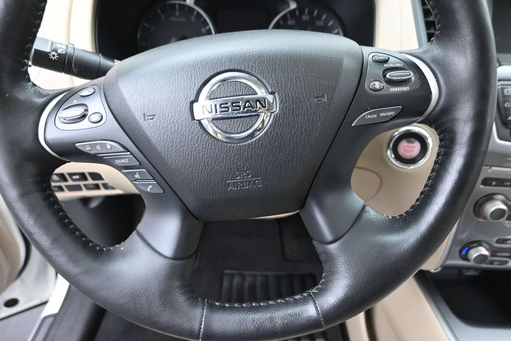 Used 2019 Nissan Pathfinder SL w/ SL Premium Package AWD/4WD image 22