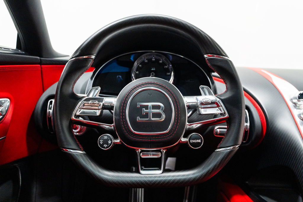 Used 2022 Bugatti Chiron Super Sport AWD/4WD image 8
