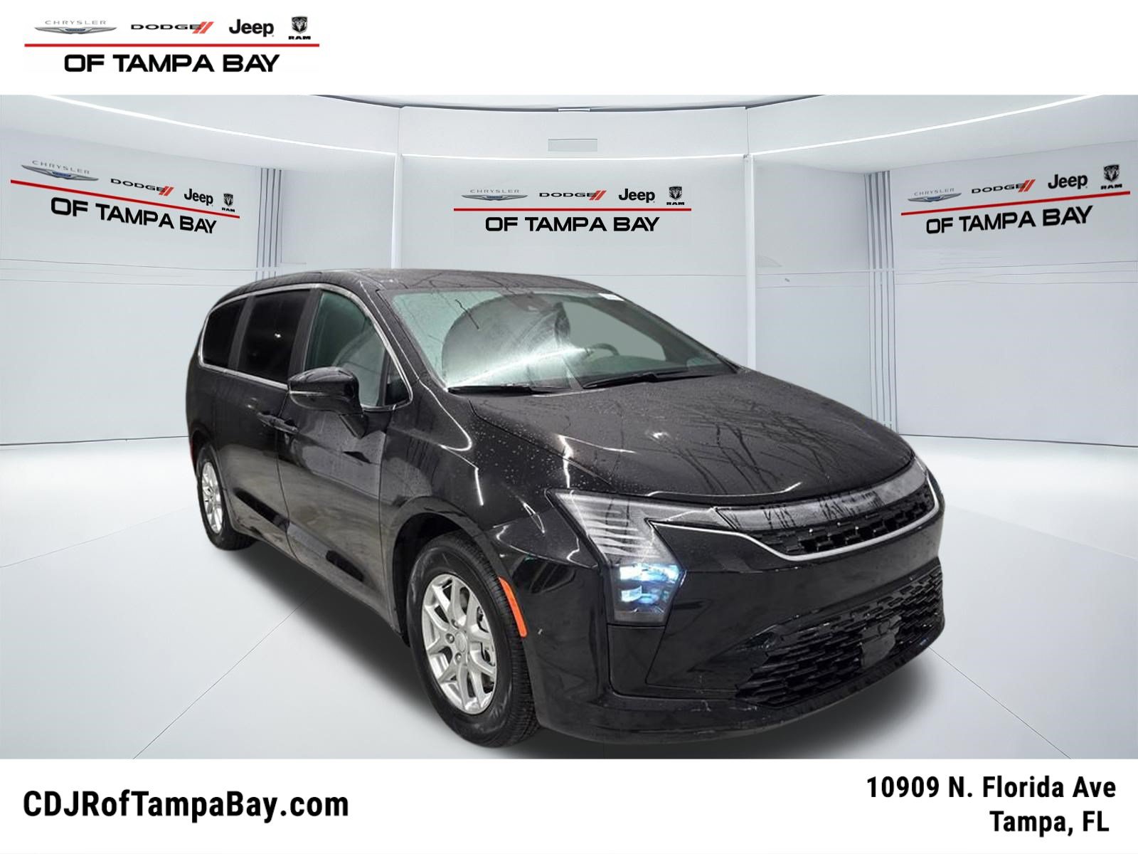 New 2027 Chrysler Pacifica Select