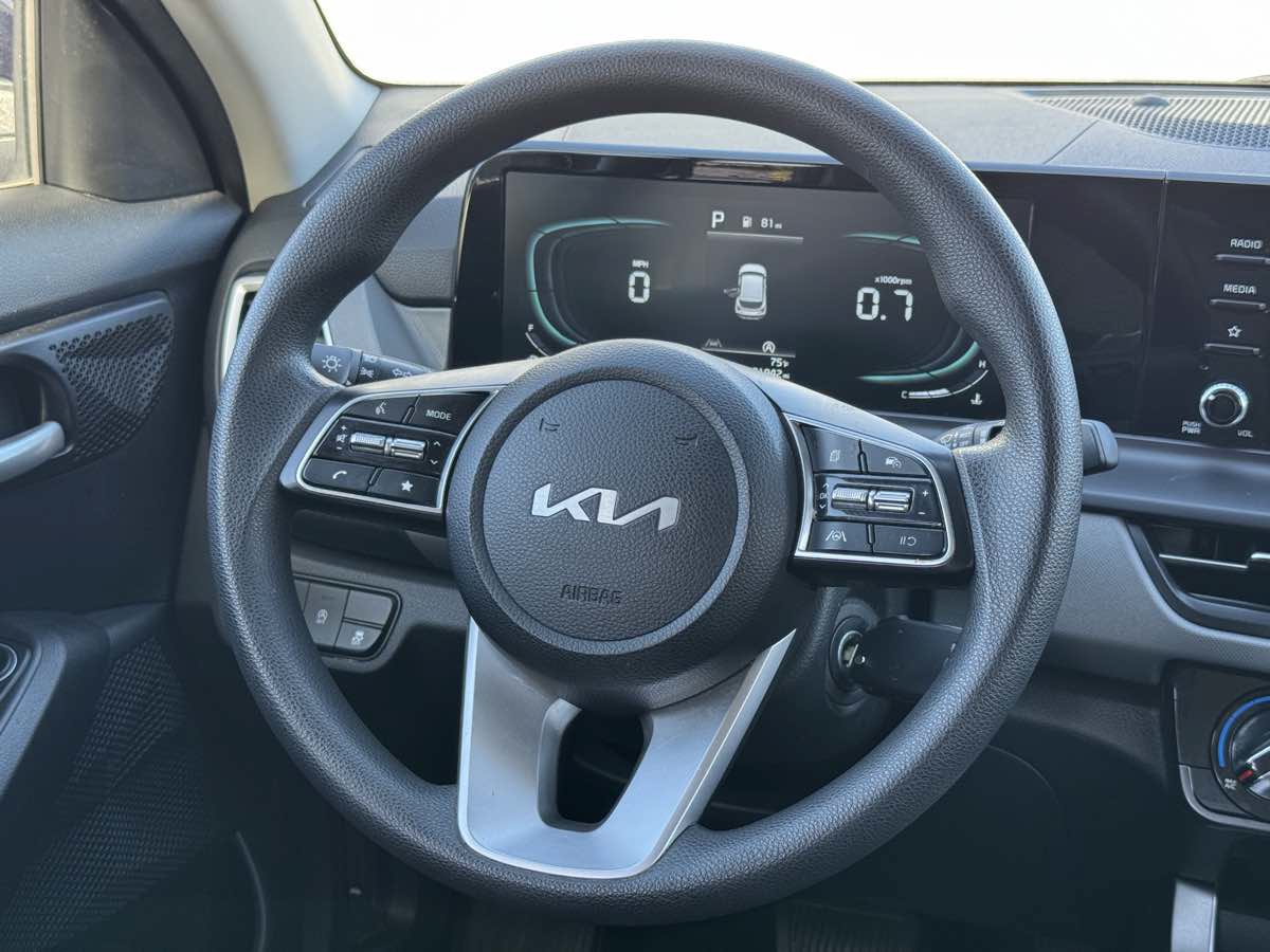 Used 2026 Kia Seltos LX FWD image 22