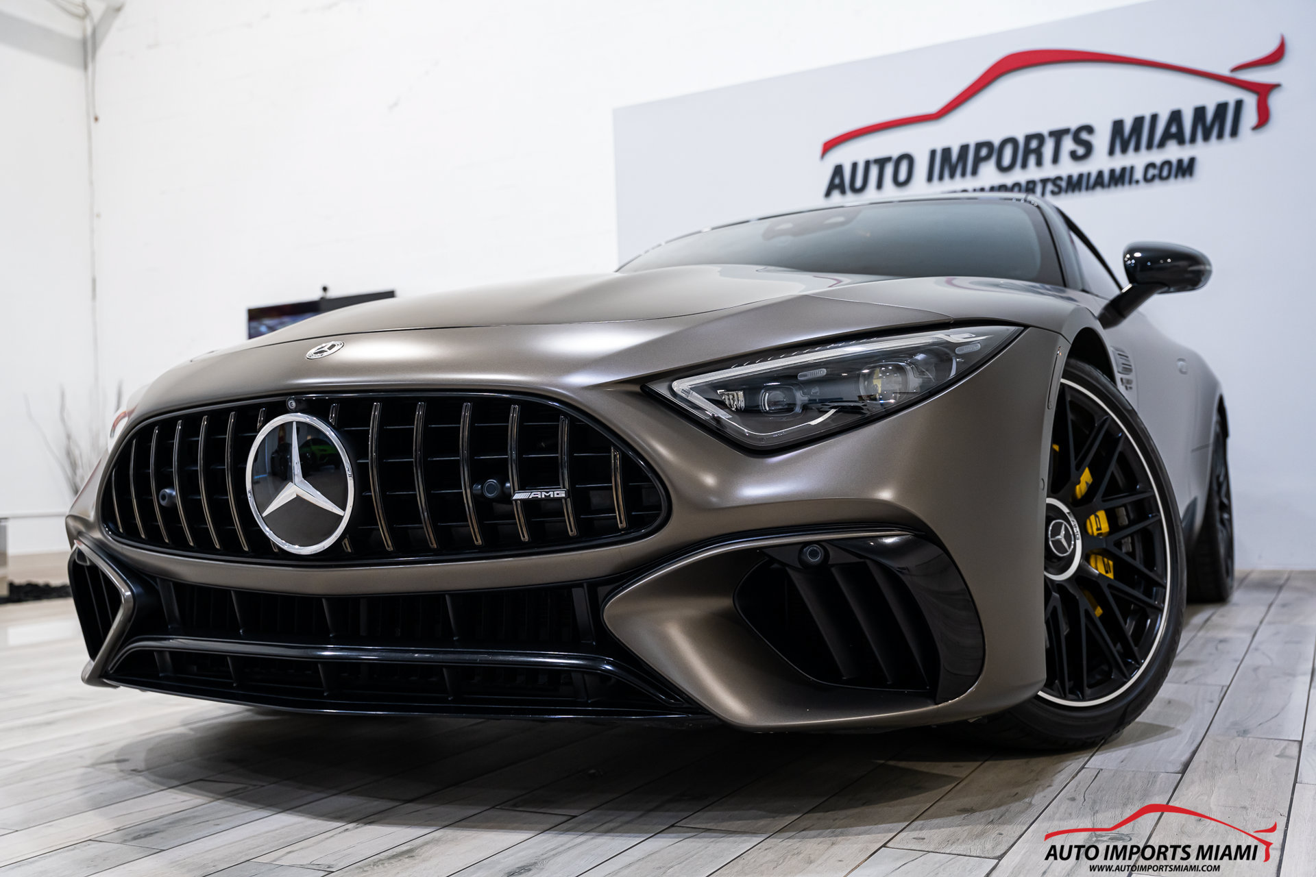 Used 2022 Mercedes-Benz SL 55 AMG 4MATIC image 2