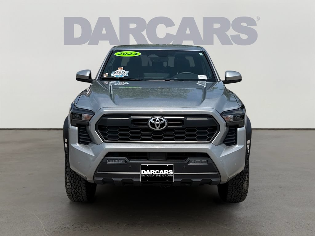 Used 2024 Toyota Tacoma TRD Off-Road w/ TRD Off Road Upgrade Package AWD/4WD image 2