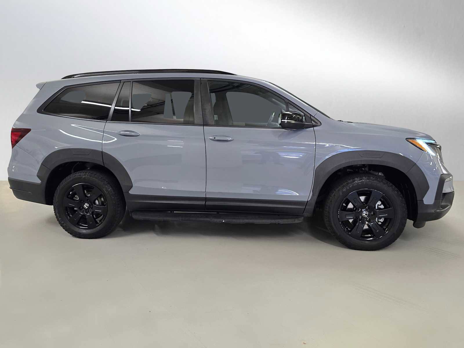 Used 2022 Honda Pilot TrailSport image 6