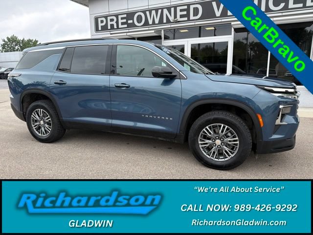 Certified 2025 Chevrolet Traverse LT w/ Driver Confidence Package