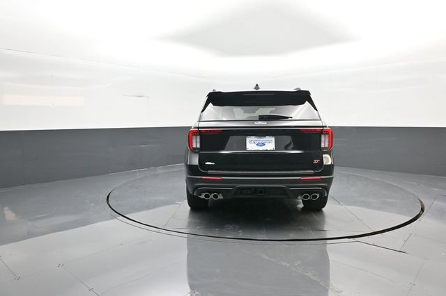 New 2026 Ford Explorer ST image 6