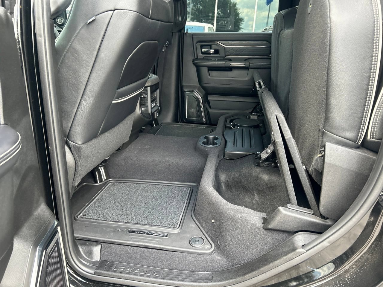 Used 2025 RAM 2500 Limited RWD image 12