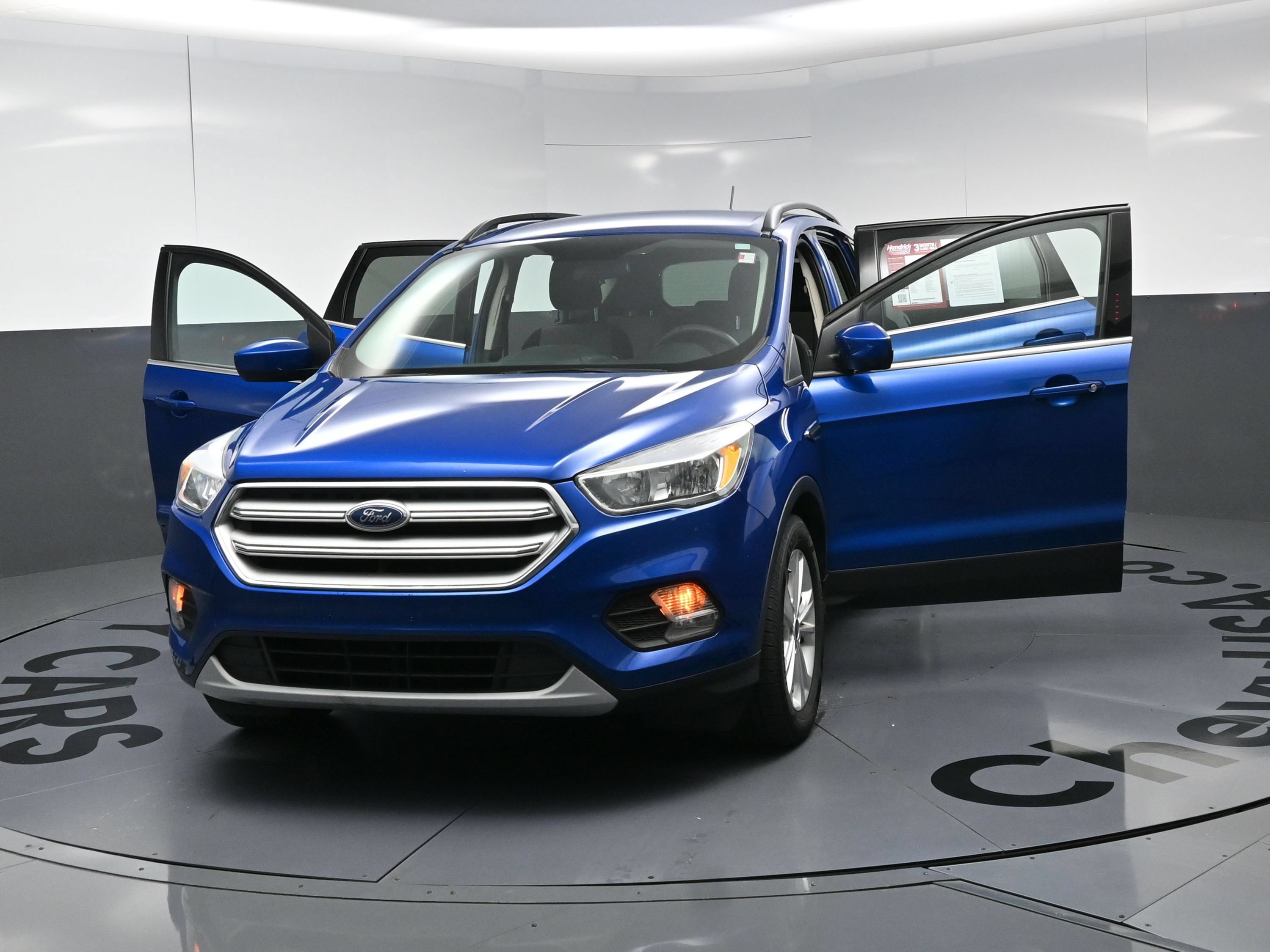 Used 2018 Ford Escape SE w/ SE Sync 3 Package FWD image 22