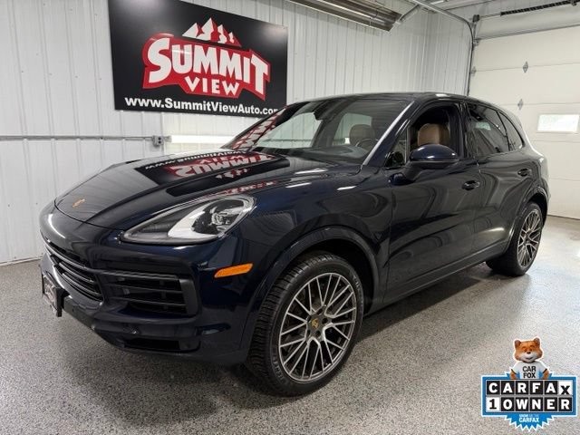 Used 2023 Porsche Cayenne Platinum Edition AWD/4WD image 1