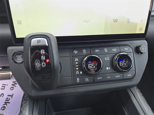 New 2026 Land Rover Defender 110 OCTA image 15