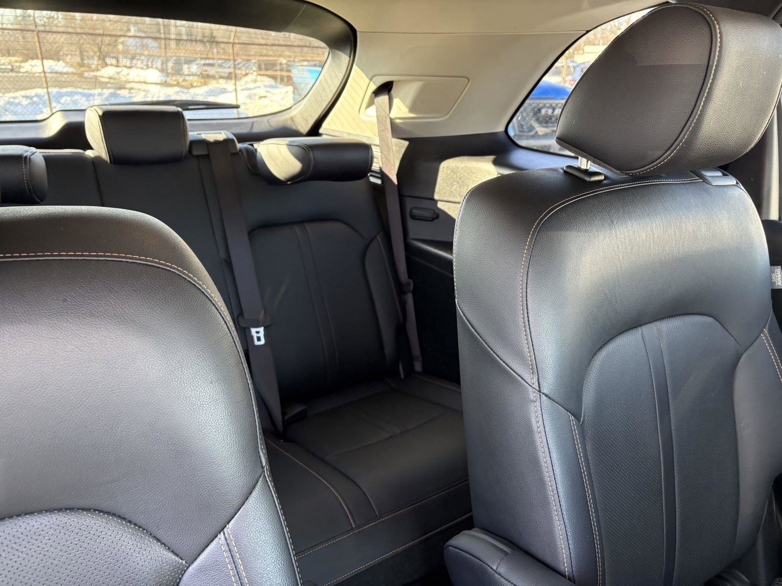 Used 2024 MAZDA CX-90 Plug-In Hybrid w/ Premium Pkg image 13