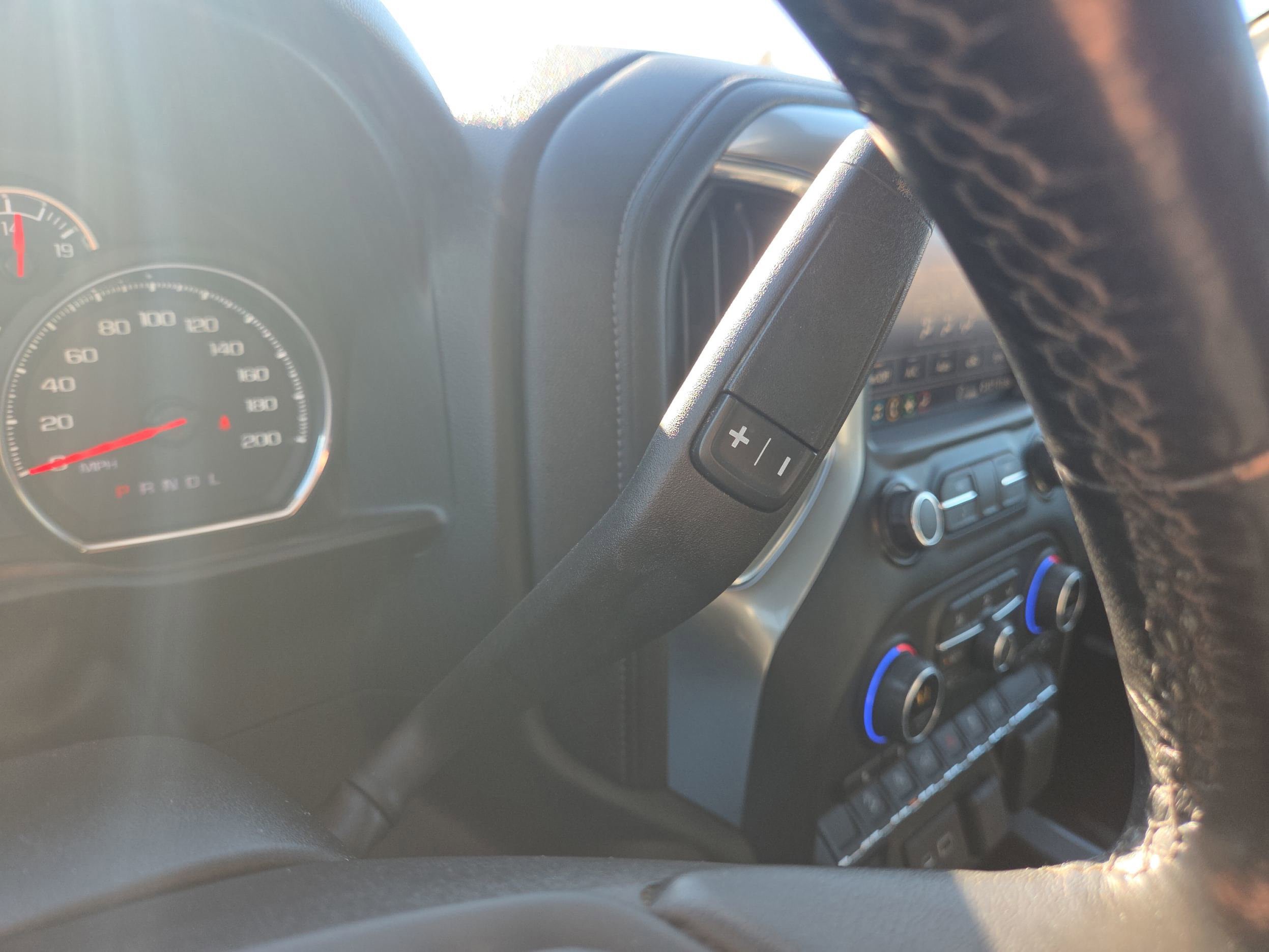 Used 2020 Chevrolet Silverado 1500 LT Trail Boss AWD/4WD image 25