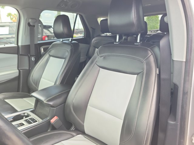 Certified 2022 Ford Explorer XLT w/ Equipment Group 202A RWD image 19