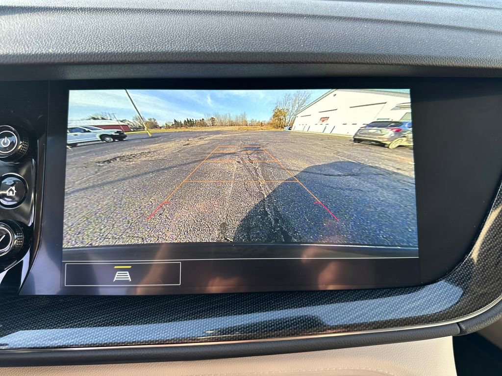 Used 2022 Buick Envision Preferred image 23