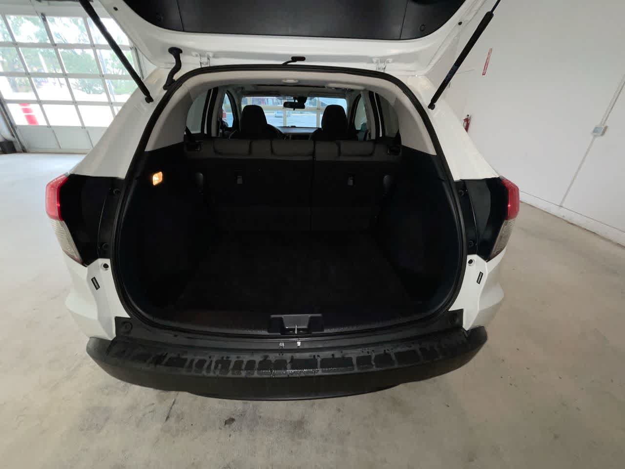 Used 2019 Honda HR-V EX image 25