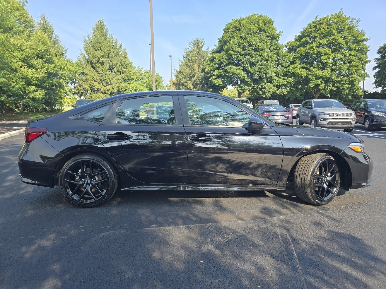 Used 2026 Honda Civic FWD Hybrid Sedan image 18