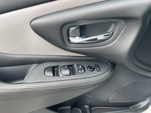 Used 2024 Nissan Murano SV w/ SV Midnight Edition Package image 32