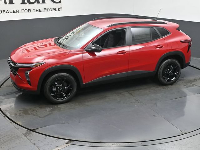 New 2026 Chevrolet Trax LT w/ Midnight Edition FWD image 22