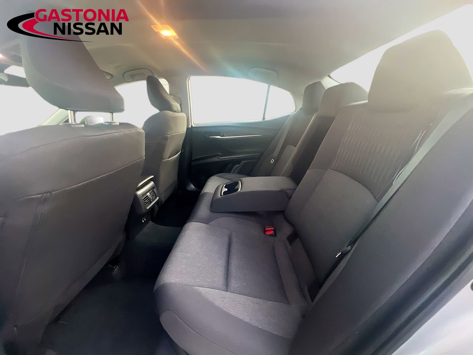 Used 2025 Toyota Camry LE image 30