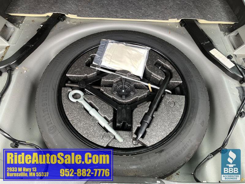 Used 2011 Volvo XC70 3.2 image 24