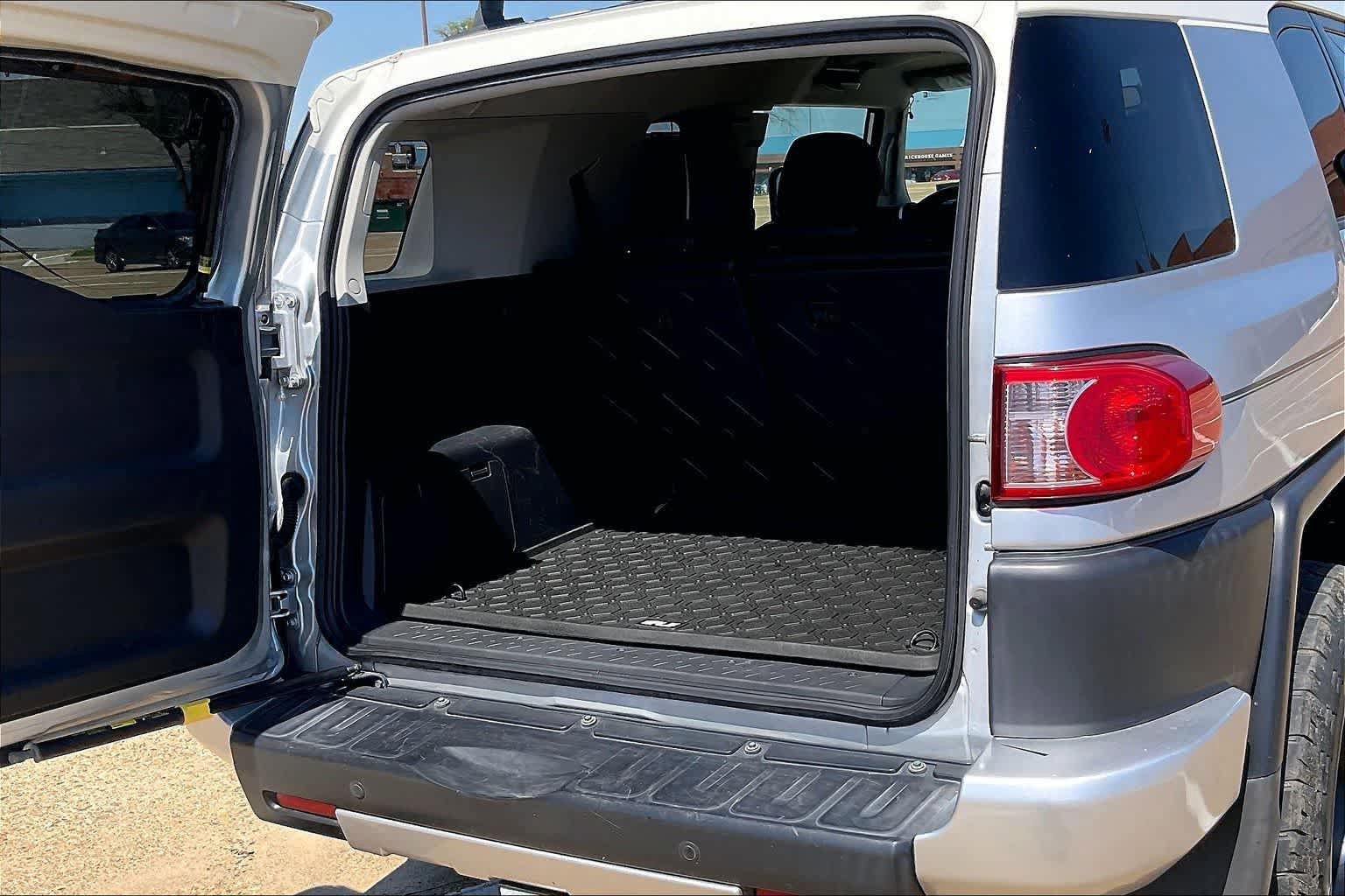 Used 2008 Toyota FJ Cruiser 4WD image 18