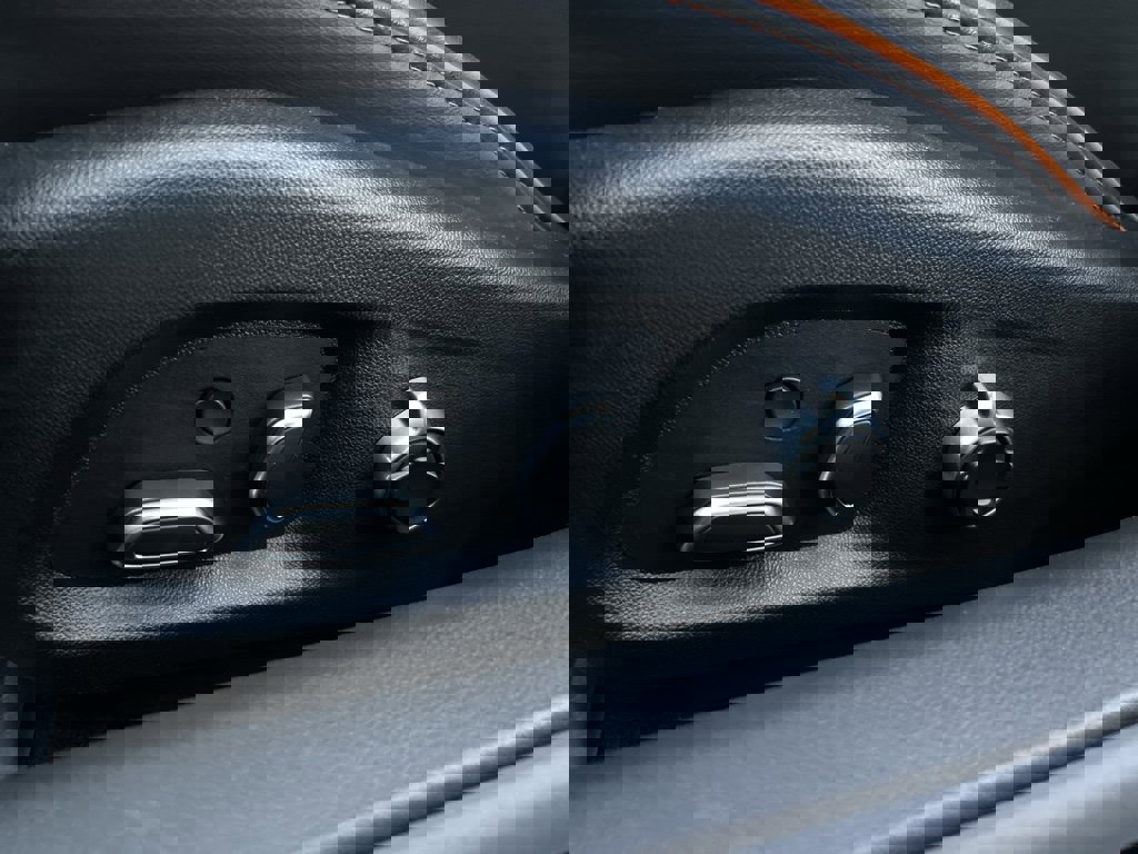 Certified 2025 Cadillac CT4 Sport w/ Climate Package image 19