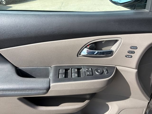 Used 2014 Honda Odyssey Touring image 3
