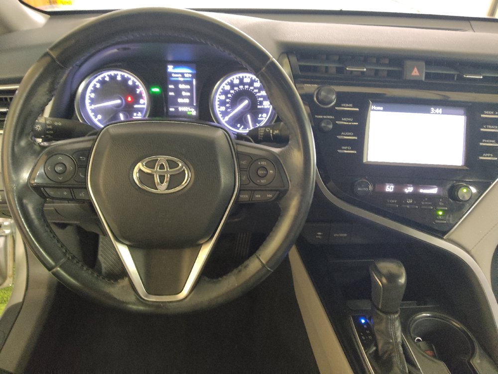 Used 2018 Toyota Camry SE w/ Convenience Package FWD image 22