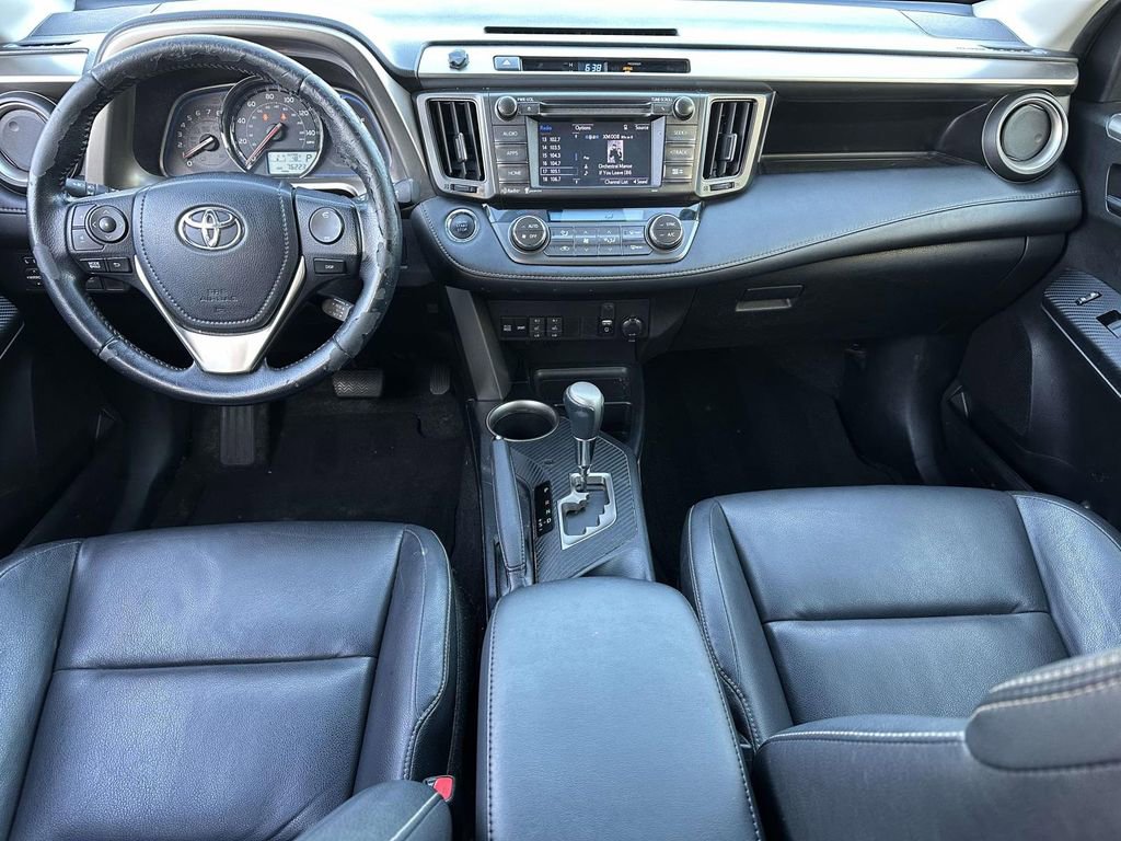 Used 2015 Toyota RAV4 Limited image 13