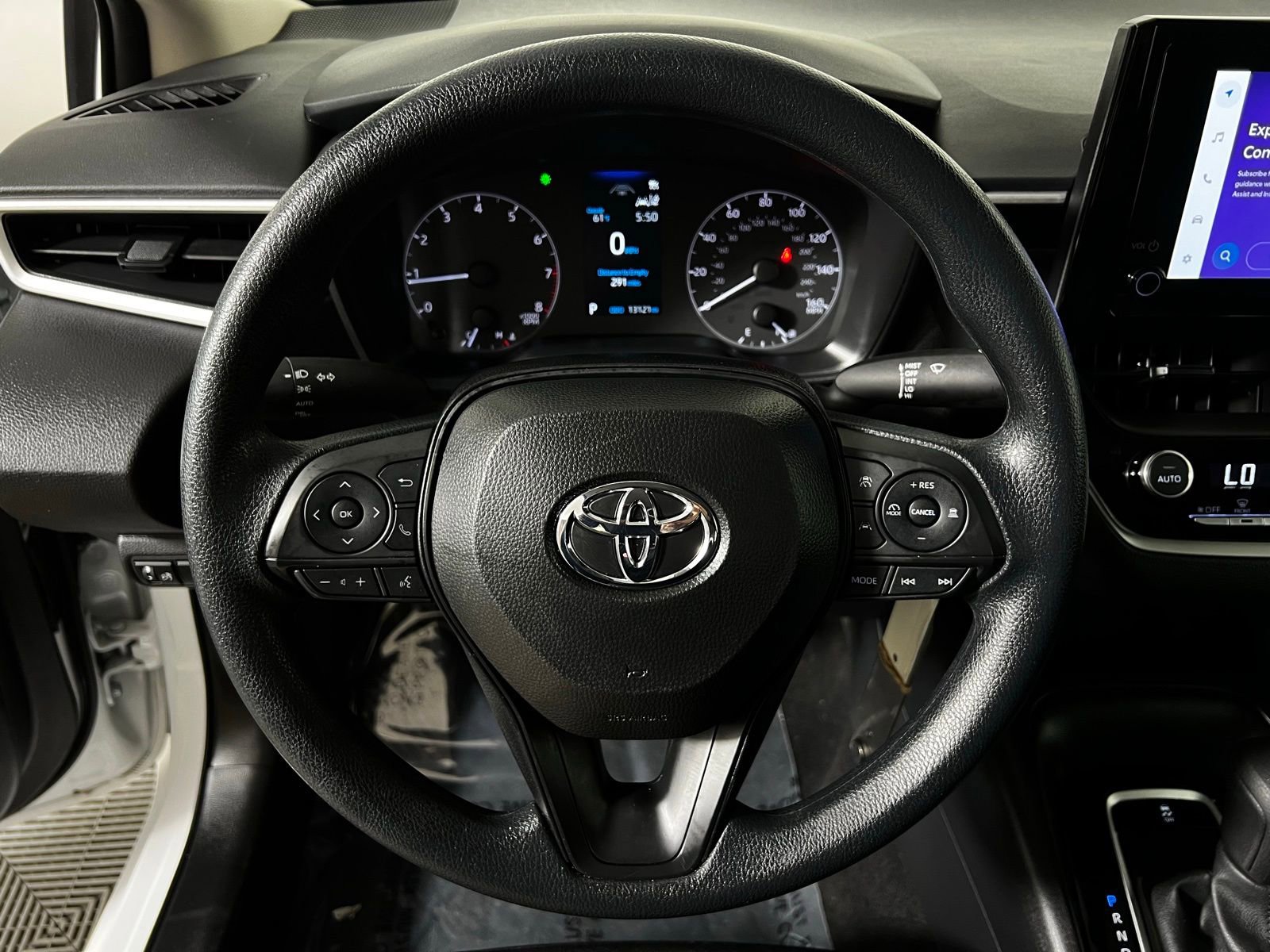 Used 2025 Toyota Corolla LE image 14